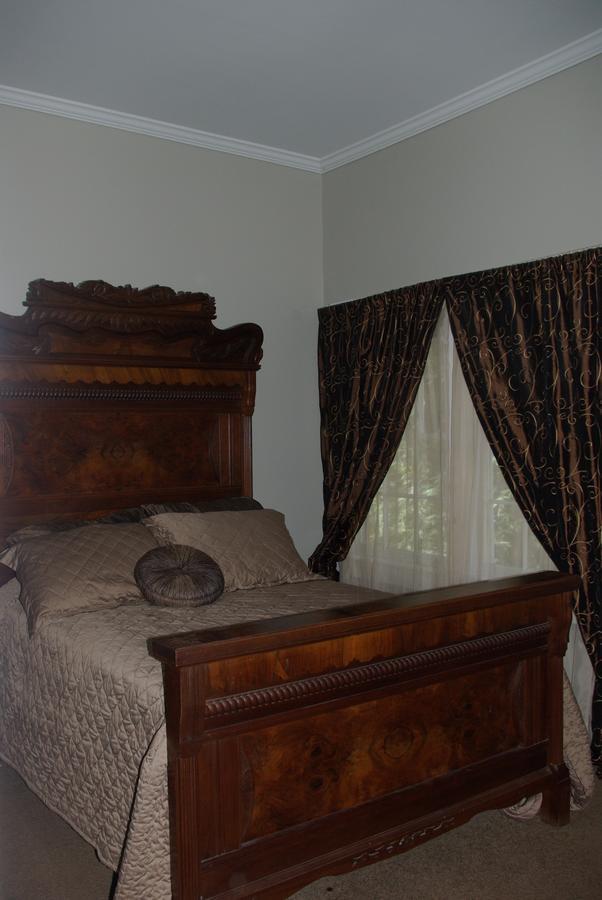 Twin Oaks Inn Natchez Oda fotoğraf